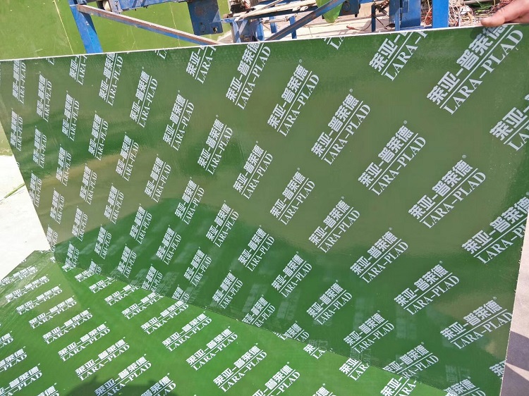 塑面建筑模板膠合任務(wù)